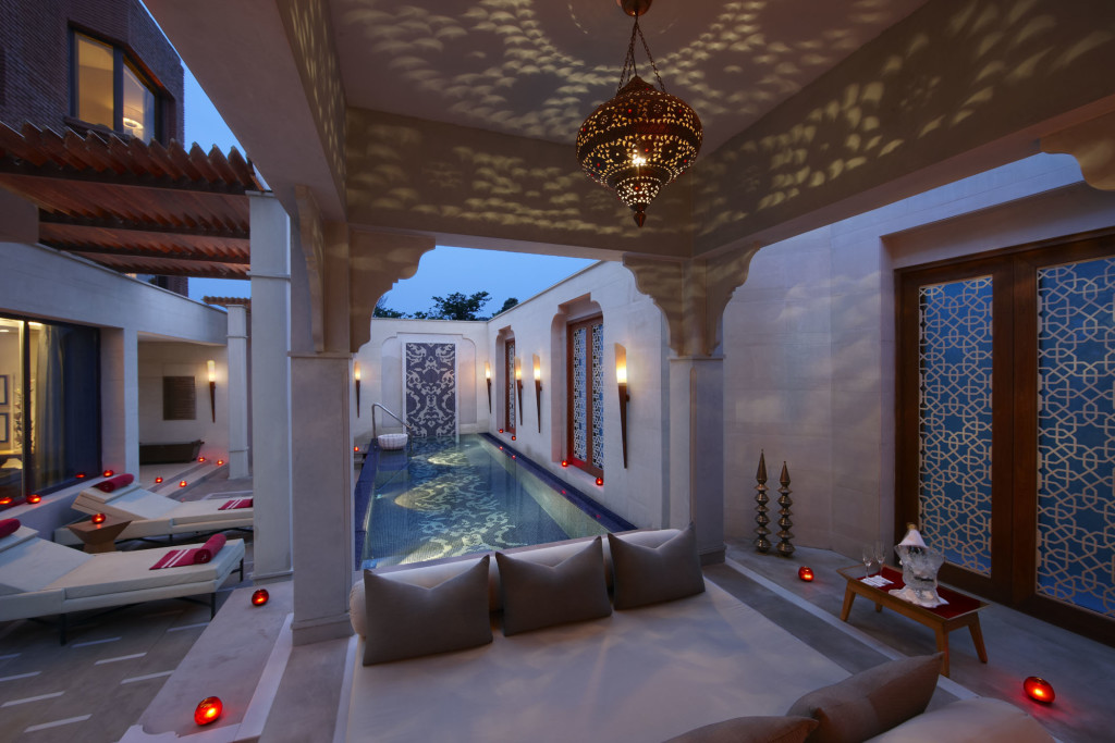 06. Grand Presidential Suite - Plunge Pool Long