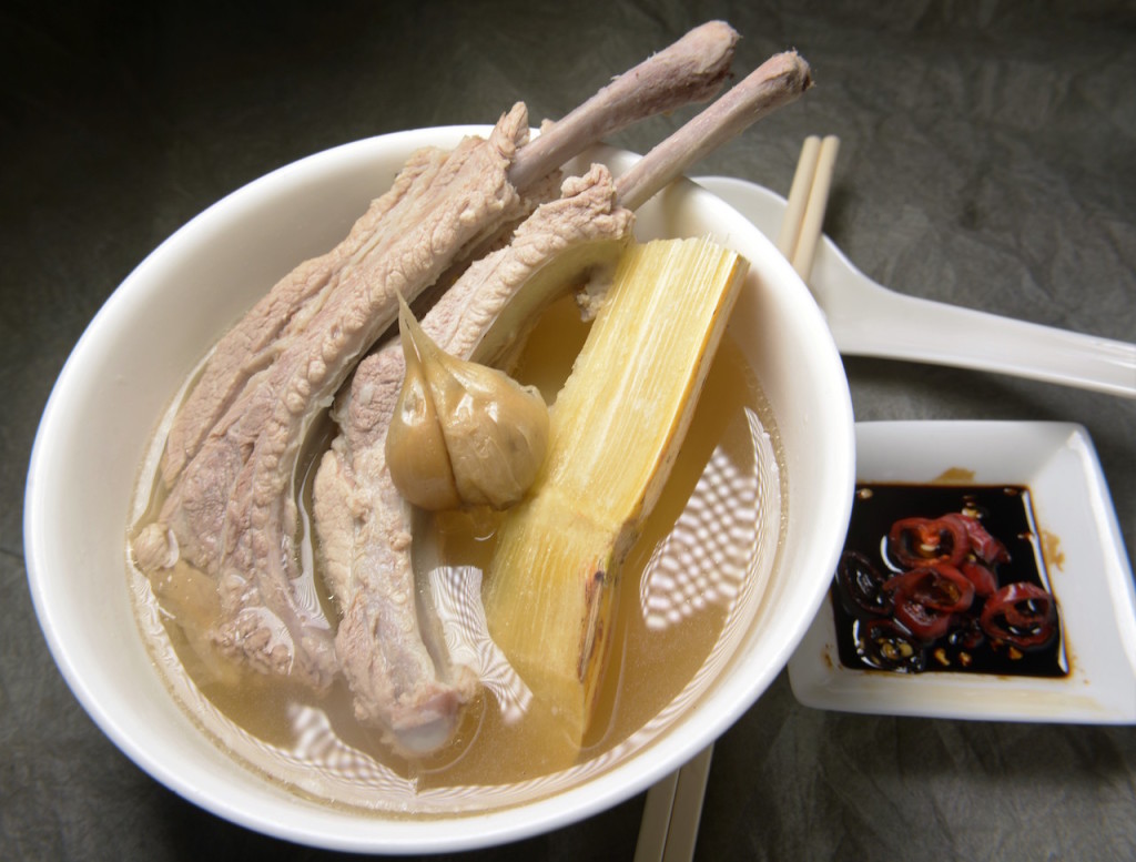 Stall 6 - A truly old and forgotten version of Teochew style peppery Bak Kut Teh with Sugar Cane is hawked at the Adam's Rib stall