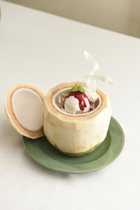 Lotus jelly with longan in young coconut, strawberry sauce (2)