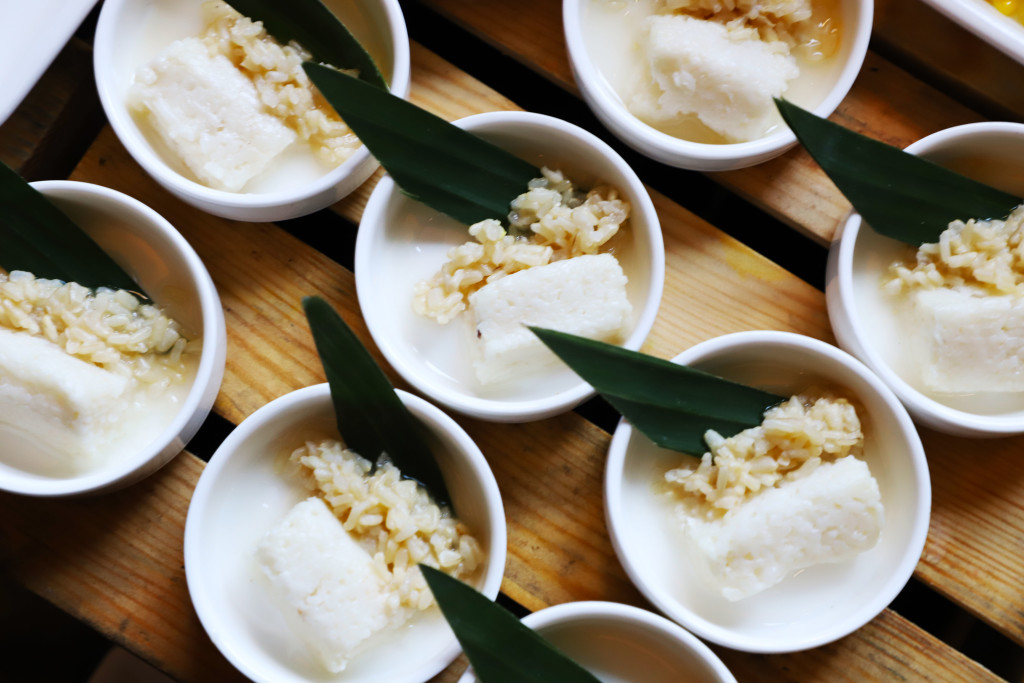 Sticky Rice with Taro in Sweet Soup