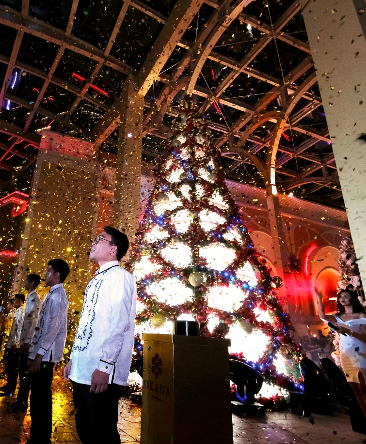 Okada's Christmas tree is 28-ft. tall made of 38,008 Capiz shells from Cebu