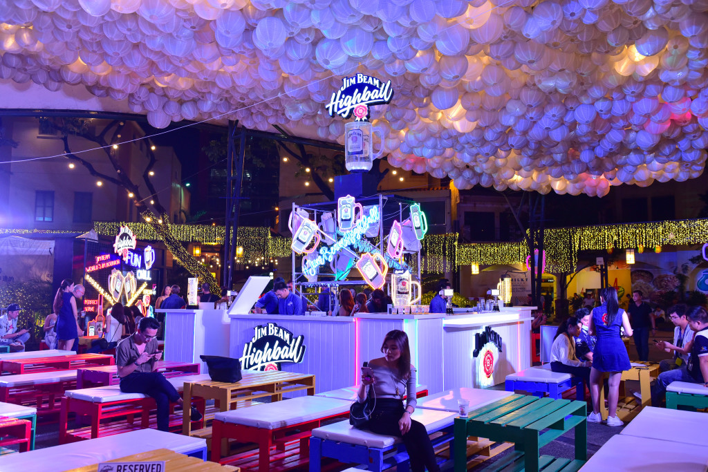 Jim Beam Highball Pop-Up Bar made sure that its setup is cozy and chill so guests can have a good time