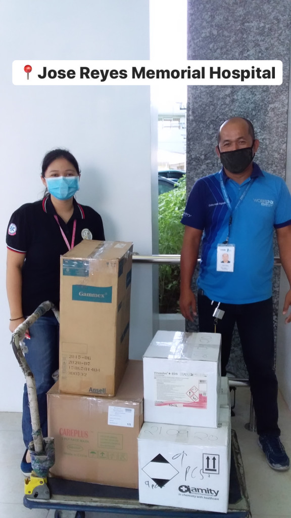 Delivery of donations at Jose Reyes Memorial Hospital