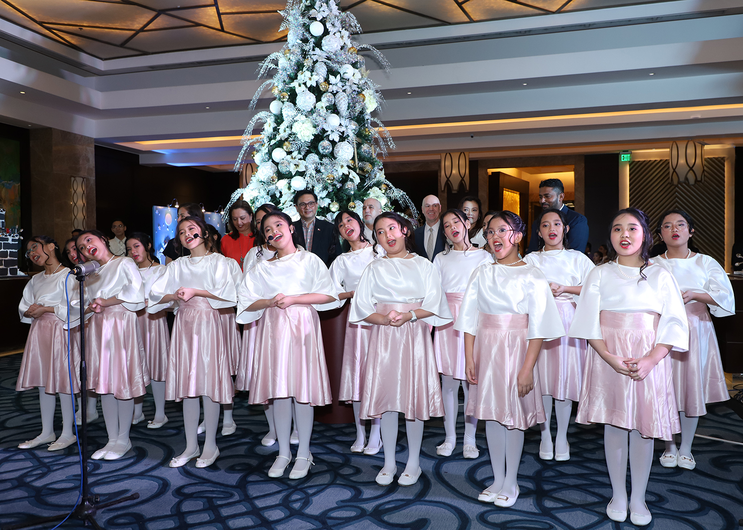 Christmas countdown shines and sparkles at Crimson Filinvest Hotel
