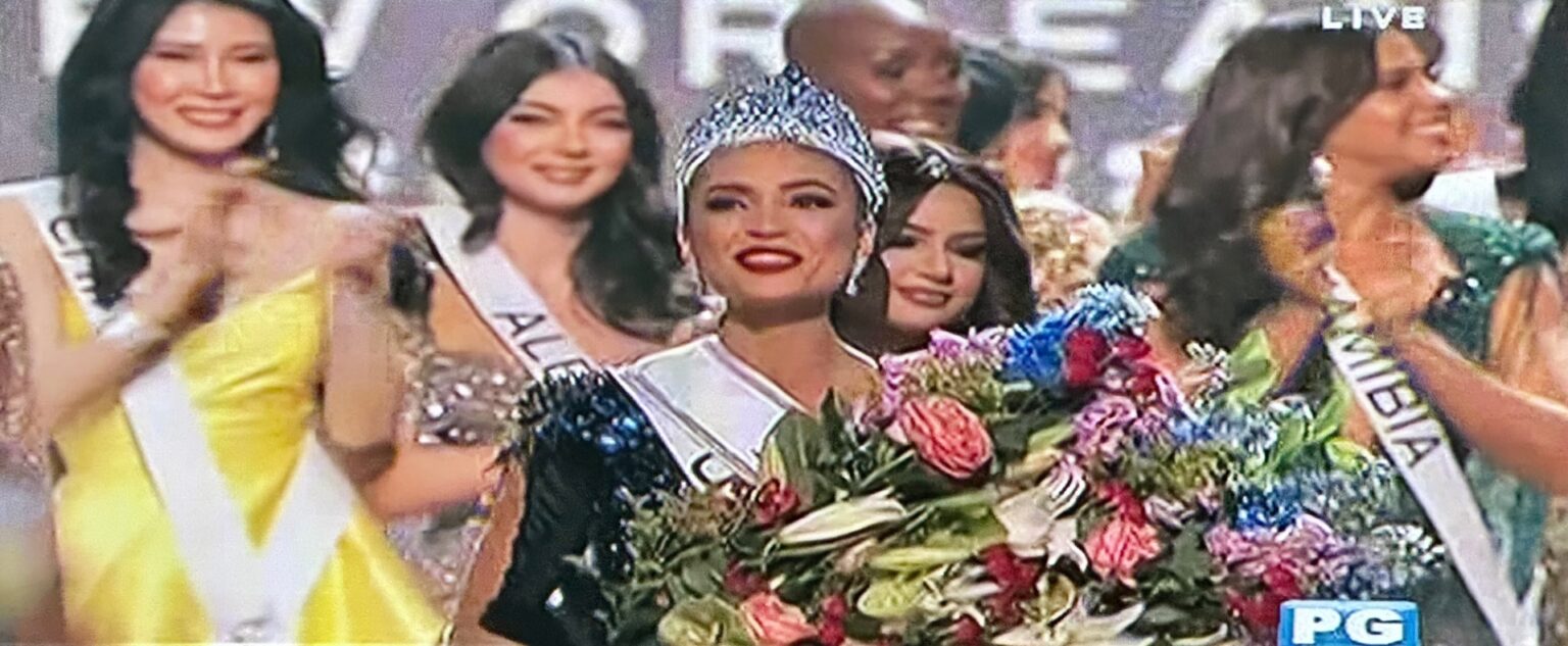 Half-Filipino, half-American from Texas is new Miss Universe - PeopleAsia