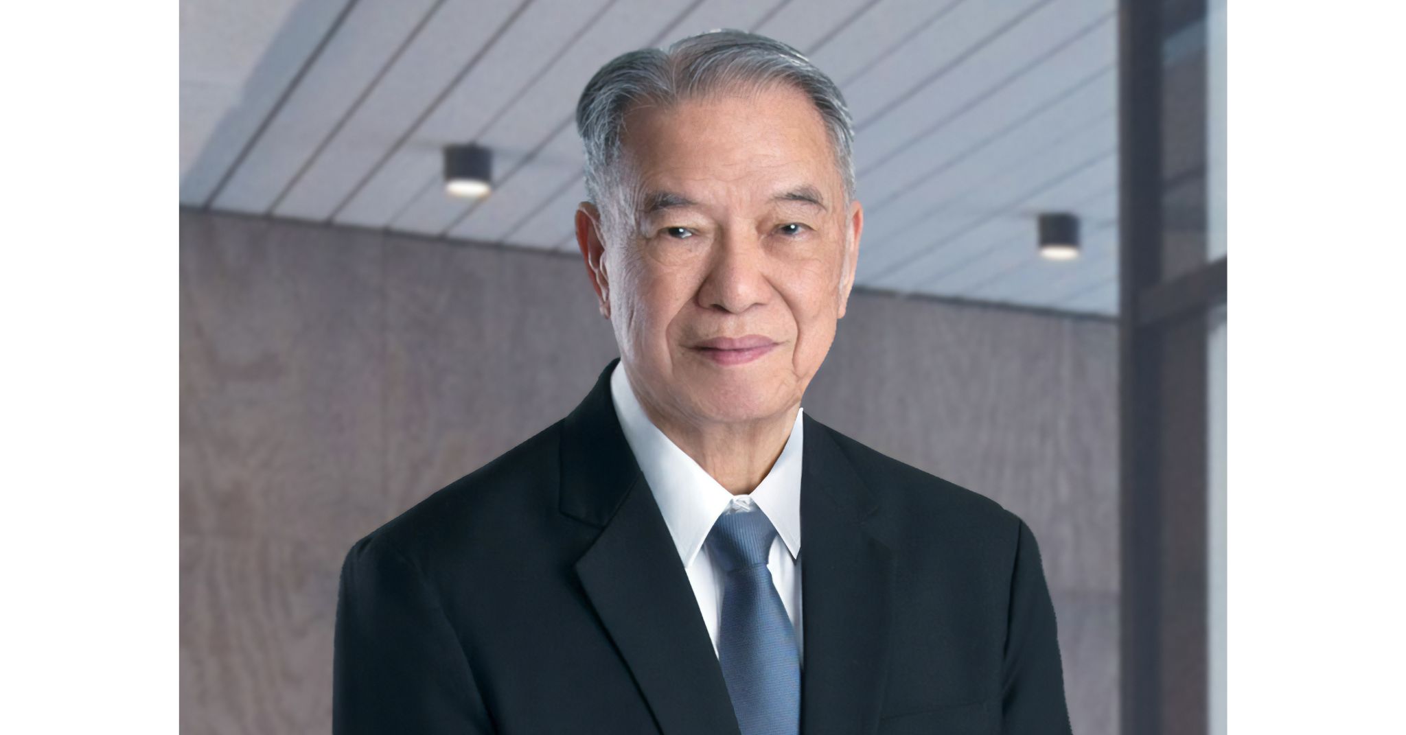 Dr. Lucio Tan is now chairman emeritus of PNB