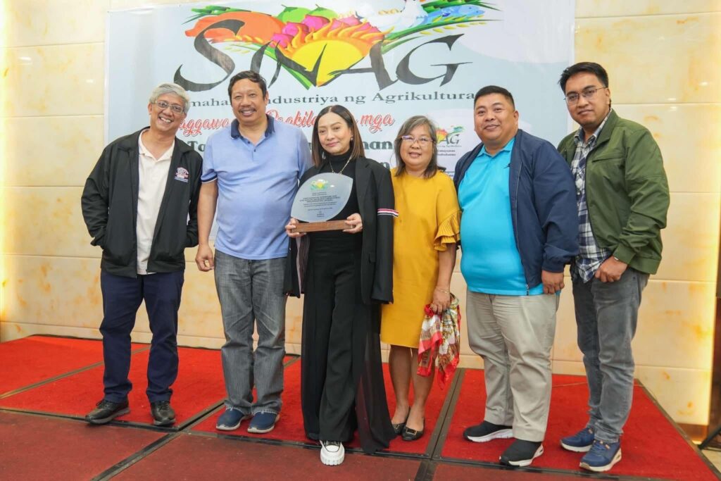 SINAG Award honors Pinky Tobiano-led association